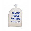 Kit piscine acier Magnum blanc ovale haut 132 cm filtration &eacute;chelle Torrente Toi